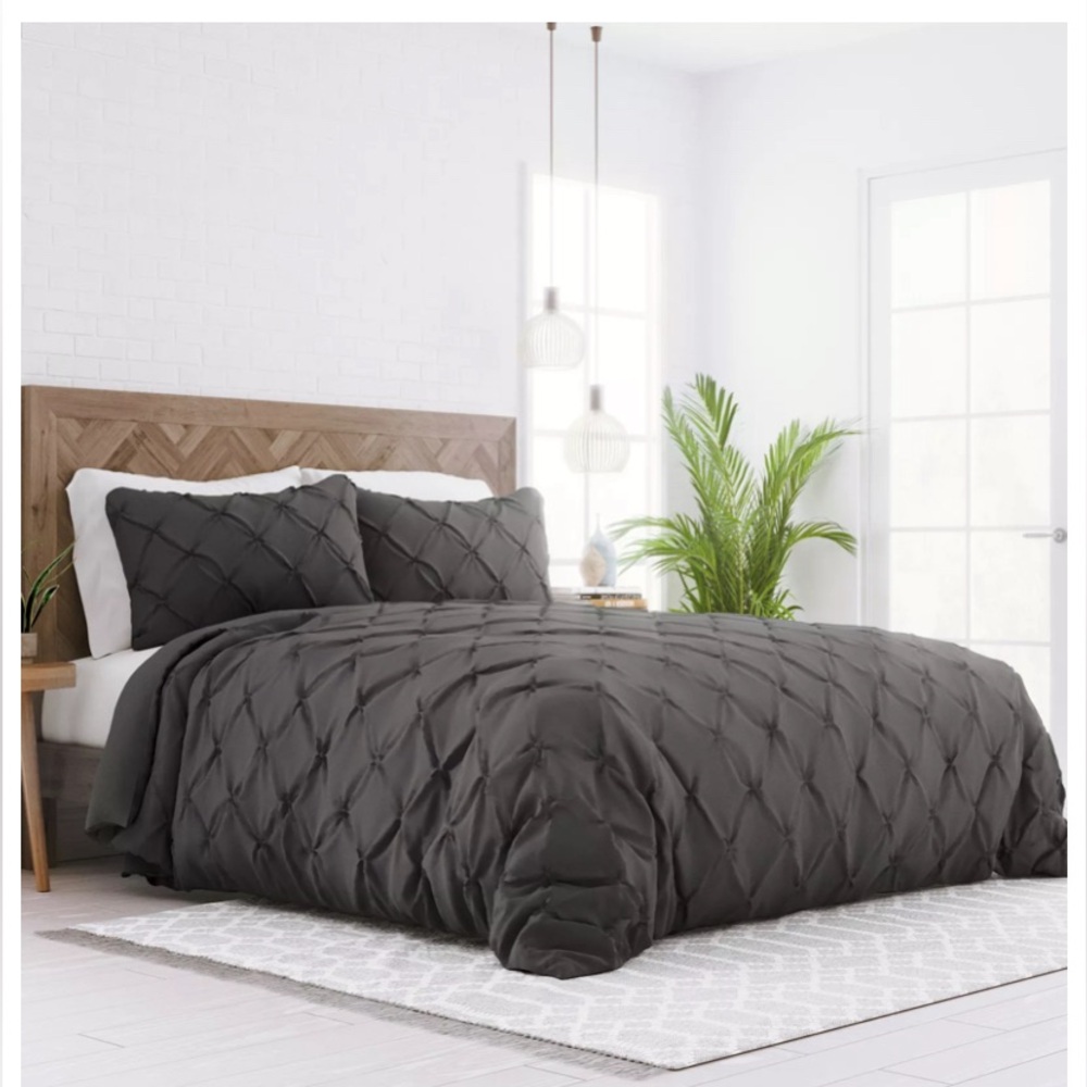 Enjoy home collection premium ultra soft pinch pleat duvet cover set CAL King